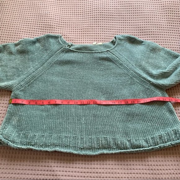 Anthropologie Moth Green Knit Cropped Sweater Bell Sleeve Soft Relaxed Medium M - Picture 7 of 8
